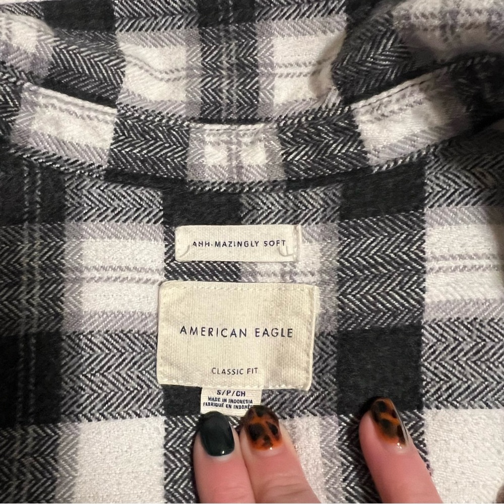 American Eagle Flannel Button Down Plaid Shirt - image 3